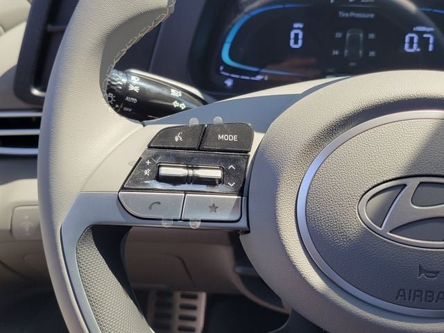 New 2026 Hyundai Elantra SEL Sport Premium FWD image 7