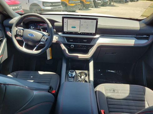 New 2026 Ford Explorer ST-Line w/ ST-Line Street Pack image 11