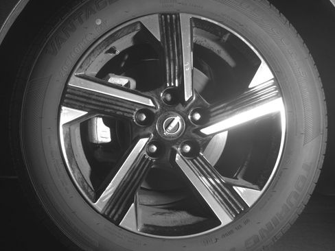 Used 2025 Nissan Sentra SV image 12