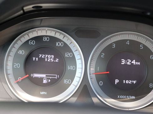 Used 2013 Volvo XC70 T6 AWD/4WD image 14