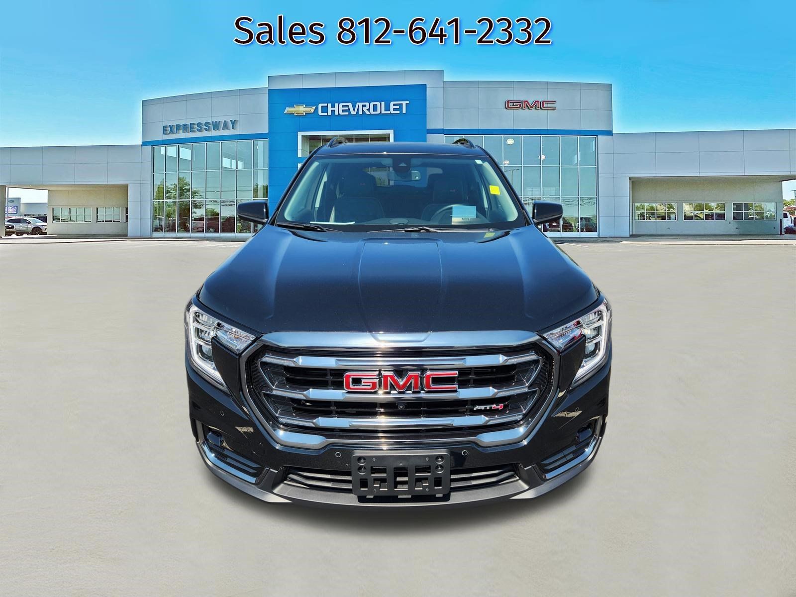 Used 2024 GMC Terrain AT4 w/ Infotainment Package II AWD/4WD image 2