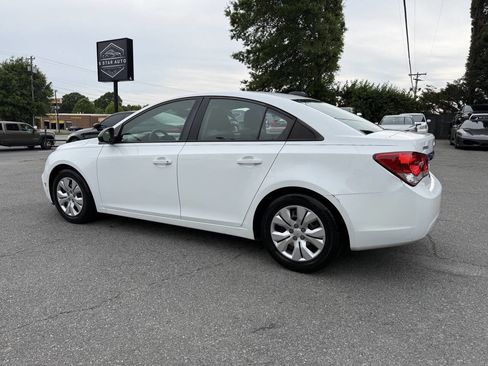 Used 2015 Chevrolet Cruze LS FWD image 7