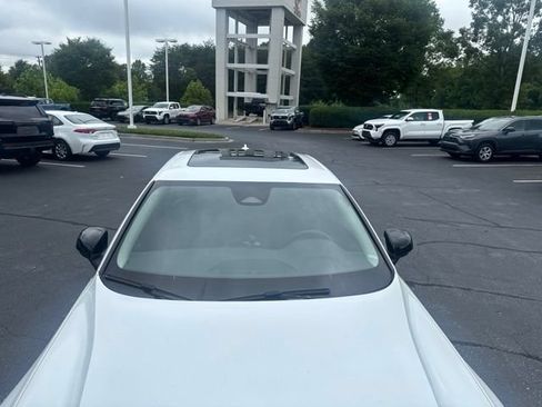 Used 2024 Volvo S60 B5 Core FWD image 10