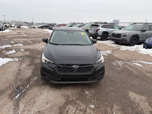 Used 2024 Subaru Impreza 2.0i image 3