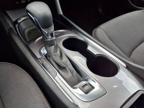 Used 2024 Chevrolet Malibu LT FWD image 18