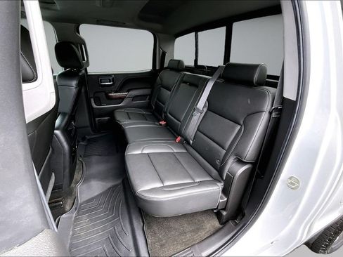 Used 2018 GMC Sierra 1500 SLT AWD/4WD image 22