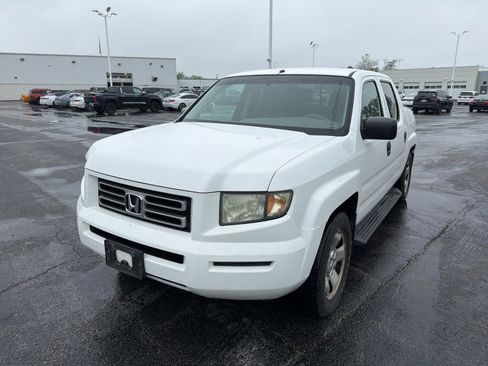 Used 2006 Honda Ridgeline RT image 2