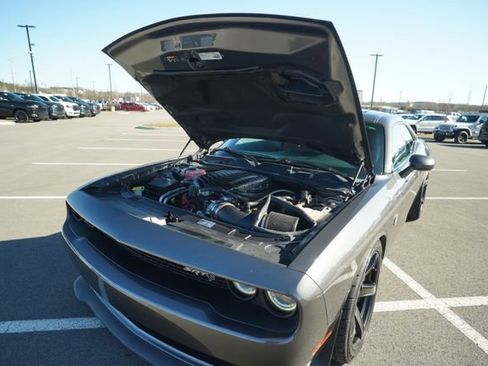 Used 2019 Dodge Challenger SRT Hellcat w/ Laguna Leather Package image 42