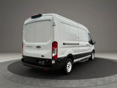 Used 2019 Ford Transit 150 148 Medium Roof image 4