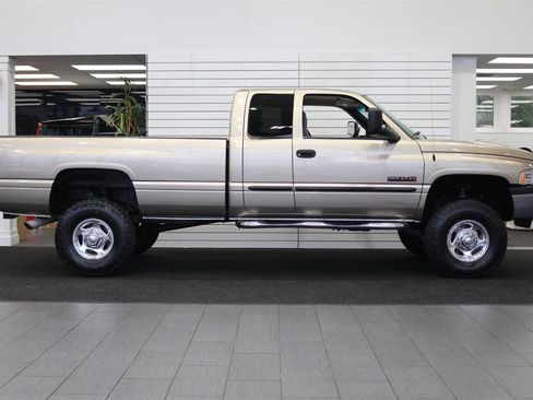 Used 2002 Dodge Ram 2500 Truck 4x4 Quad Cab image 5
