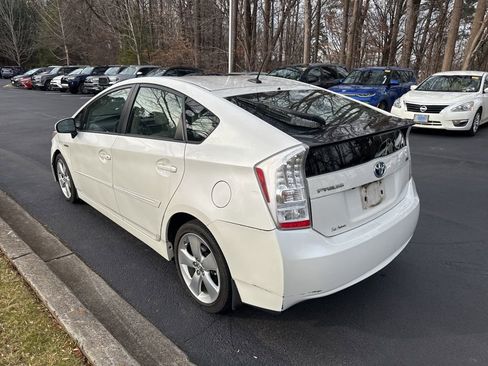 Used 2011 Toyota Prius Five image 14