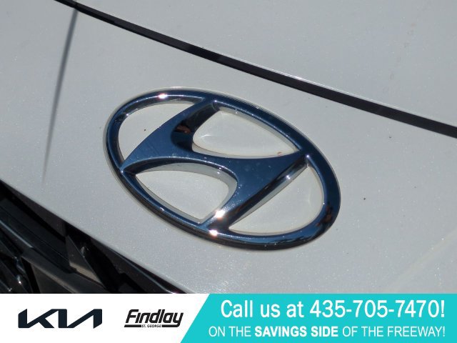 Used 2023 Hyundai Elantra Limited FWD image 11