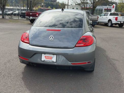 Used 2014 Volkswagen Beetle TDI image 8