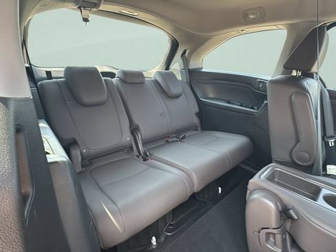 Used 2018 Honda Odyssey EX-L image 18