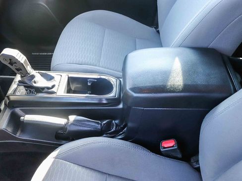 Certified 2017 Toyota Tacoma SR RWD image 18