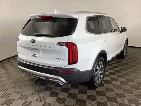 Used 2020 Kia Telluride EX w/ EX Premium Package AWD/4WD image 2
