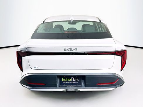 Used 2025 Kia K4 LXS image 7