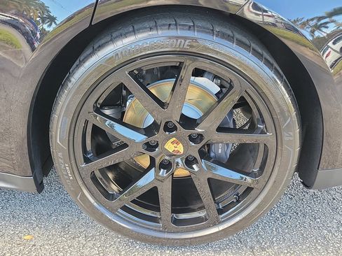 Used 2026 Porsche Panamera 4 image 10