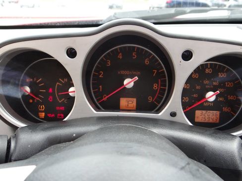 Used 2007 Nissan 350Z Touring RWD image 14