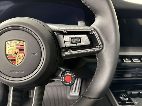 New 2026 Porsche 911 Carrera 4S image 39