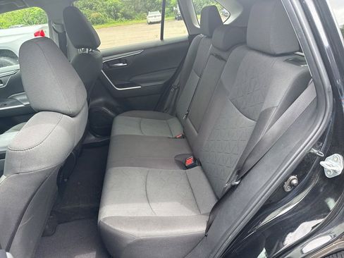 Used 2024 Toyota RAV4 XLE FWD image 10