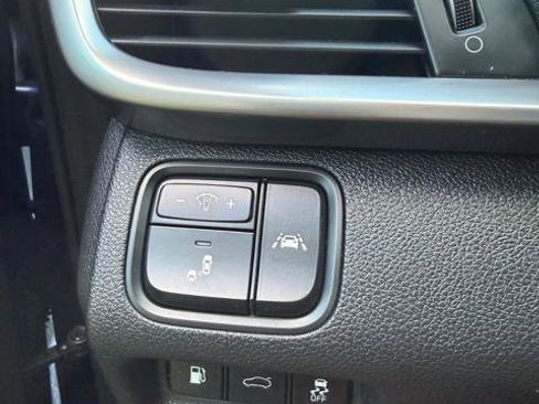 Used 2020 Kia Optima LX FWD image 18