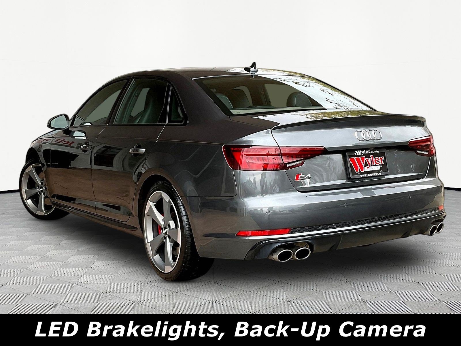 Used 2019 Audi S4 Premium Plus w/ Premium Plus Package AWD/4WD image 4