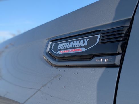 Used 2023 GMC Sierra 1500 AT4 w/ AT4 Premium Package image 15