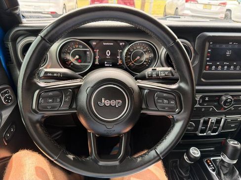 Used 2021 Jeep Wrangler Unlimited Sport AWD/4WD image 16