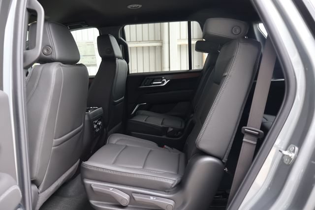 New 2026 GMC Yukon Denali AWD/4WD image 15