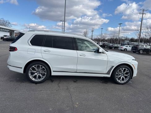 New 2026 BMW X7 xDrive40i image 25