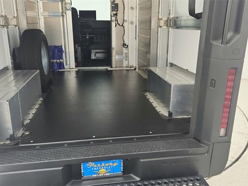 Certified 2025 Chevrolet Brightdrop 400 w/ Battery Pack, Max Range image 30