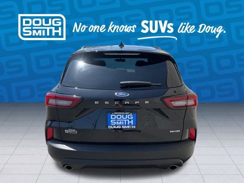 Used 2025 Ford Escape ST-Line Select image 4