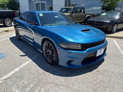 Used 2023 Dodge Charger GT w/ Plus Group RWD image 7