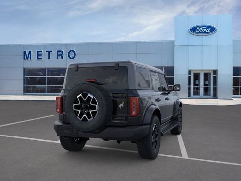 New 2026 Ford Bronco Outer Banks AWD/4WD image 8