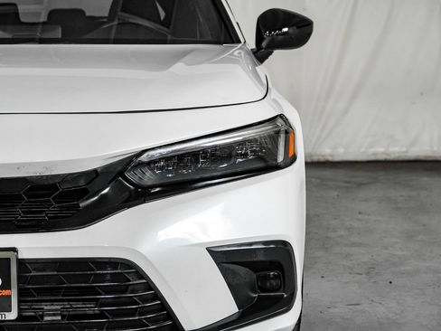 Used 2023 Honda Civic Sport image 39