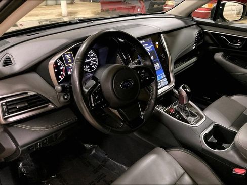 Used 2025 Subaru Outback Onyx Edition AWD/4WD image 13