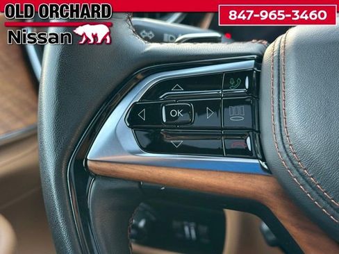 Used 2024 Jeep Grand Cherokee L Summit image 17