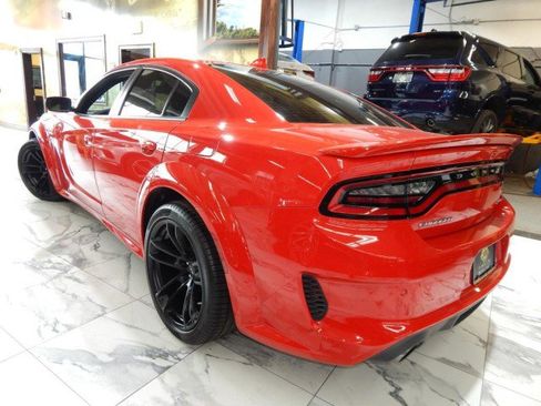 Used 2021 Dodge Charger SRT Hellcat w/ Harman/Kardon Audio Group image 10