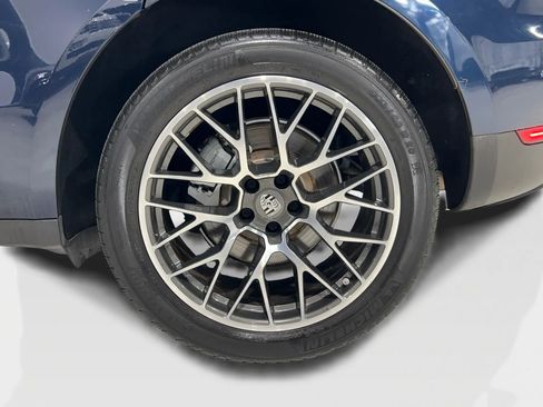 Used 2017 Porsche Macan S image 43