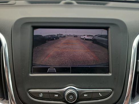 Used 2024 Chevrolet Equinox LT FWD image 20
