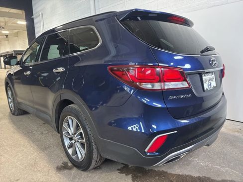 Used 2017 Hyundai Santa Fe SE image 7