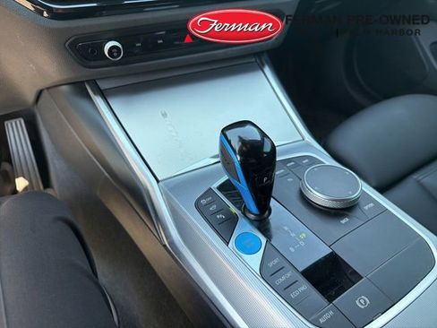 Used 2023 BMW i4 eDrive35 w/ Premium Package image 11