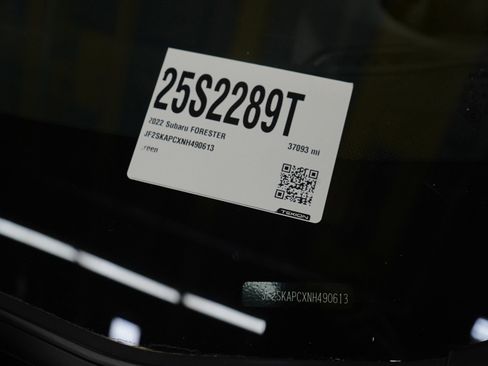 Used 2022 Subaru Forester Limited AWD/4WD image 34