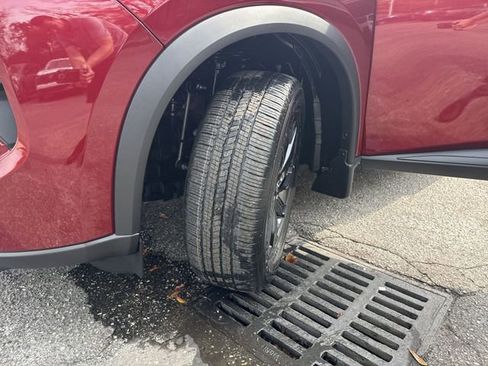 New 2026 Nissan Rogue SV image 31