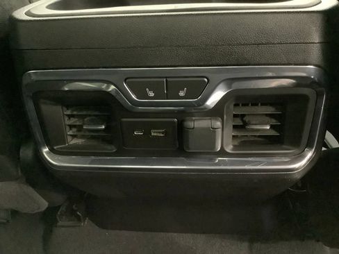 Used 2023 Chevrolet Silverado 2500 High Country w/ Technology Package AWD/4WD image 32