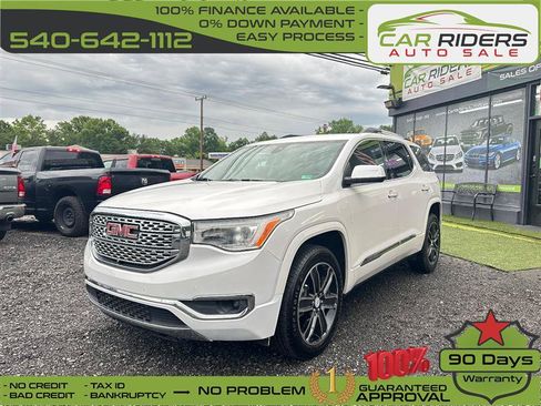 Used 2017 GMC Acadia Denali w/ Technology Package FWD image 1