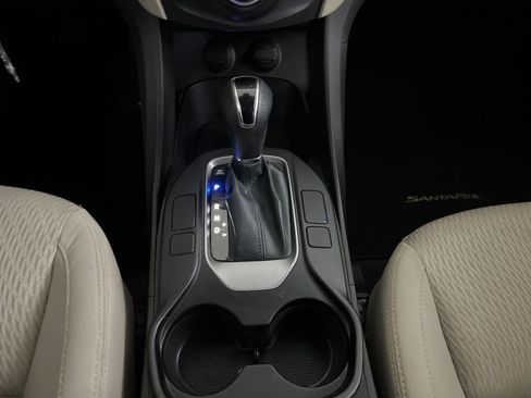 Used 2017 Hyundai Santa Fe SE image 75