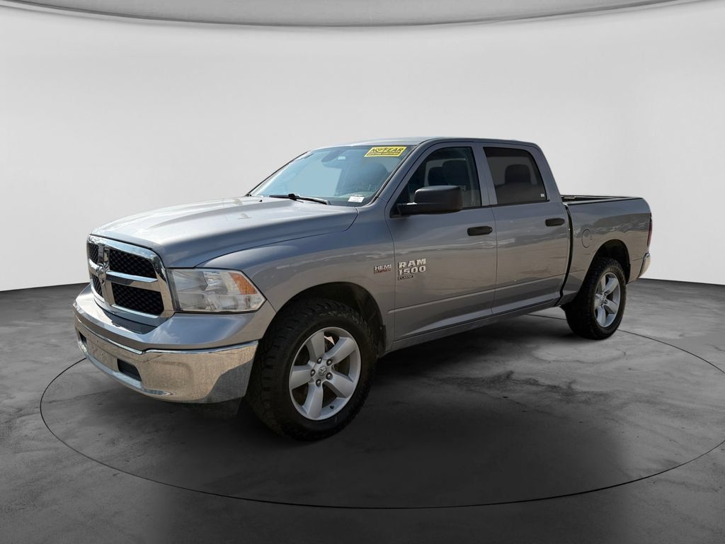Used 2023 RAM 1500 Classic SLT AWD/4WD image 4