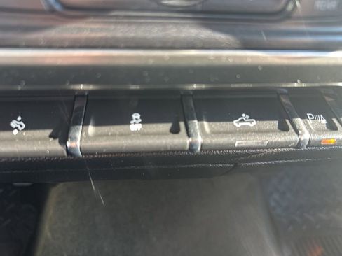 Used 2016 Chevrolet Silverado 1500 LT w/ All Star Edition image 24